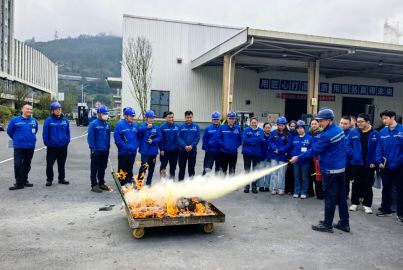 筑牢安全&ldquo;防火墙&rdquo;&mdash;&mdash;尊龙凯时矿产磷酸铁锂厂开展消防实操培训